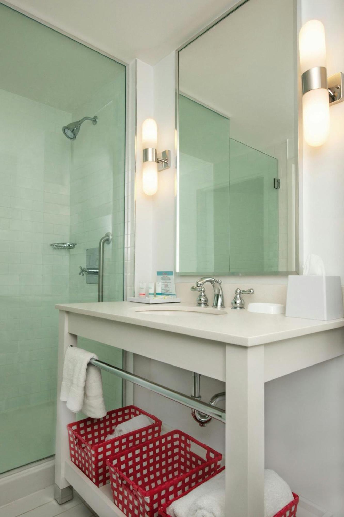 Four Points By Sheraton Cambridge Kitchener, Ontario Eksteriør bilde